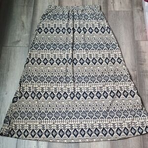 Elegant Geometric Maxi Skirt in Blue and Cream